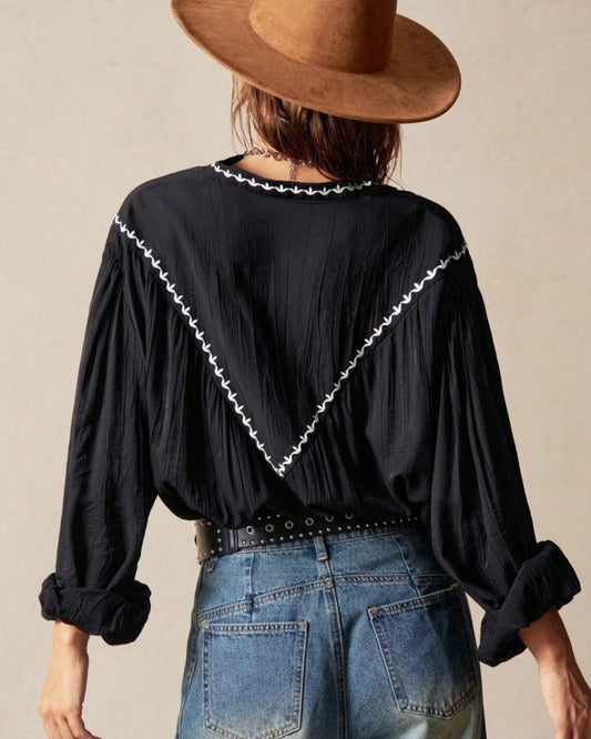 Embroidered Button-Front Top – Effortlessly Laidback with a Touch of Detail